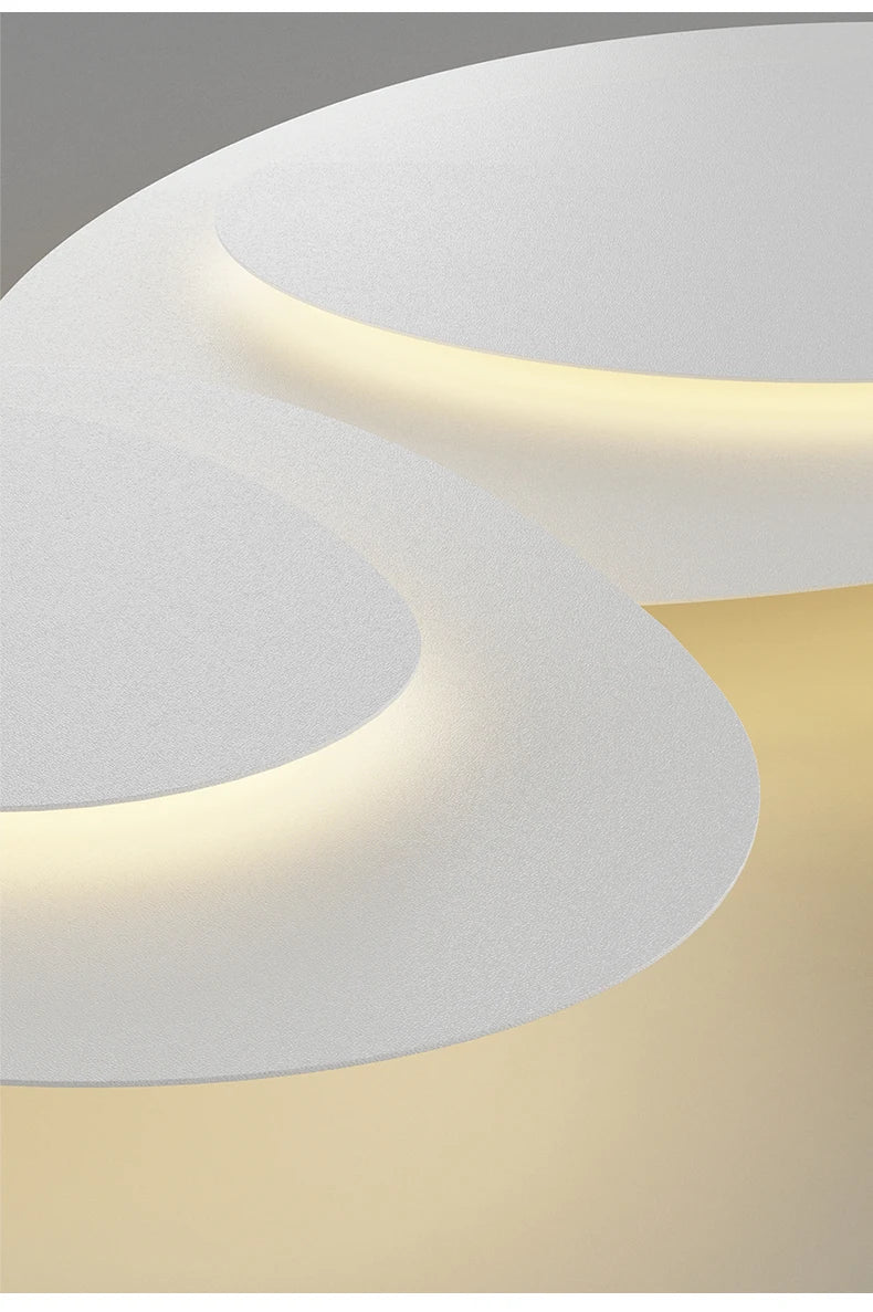 Éclipse d'Aura – Plafonnier LED au Design Ondulé